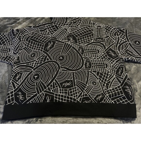 XL Nike Jordan Flight Print Allover Pouch Hoodie Black Women's DV1417-010 NWOT - Picture 6 of 6